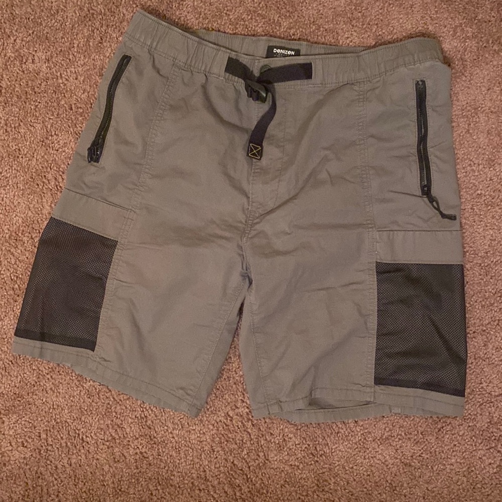 Denizen from Levi’s Shorts — Waist 32 — Good condition